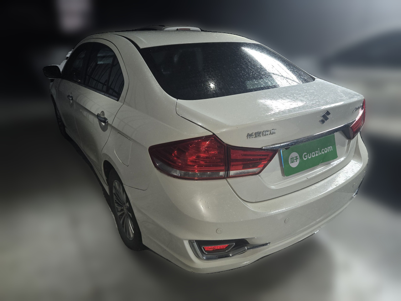 2015 1.6L AT Exclusive photo 4