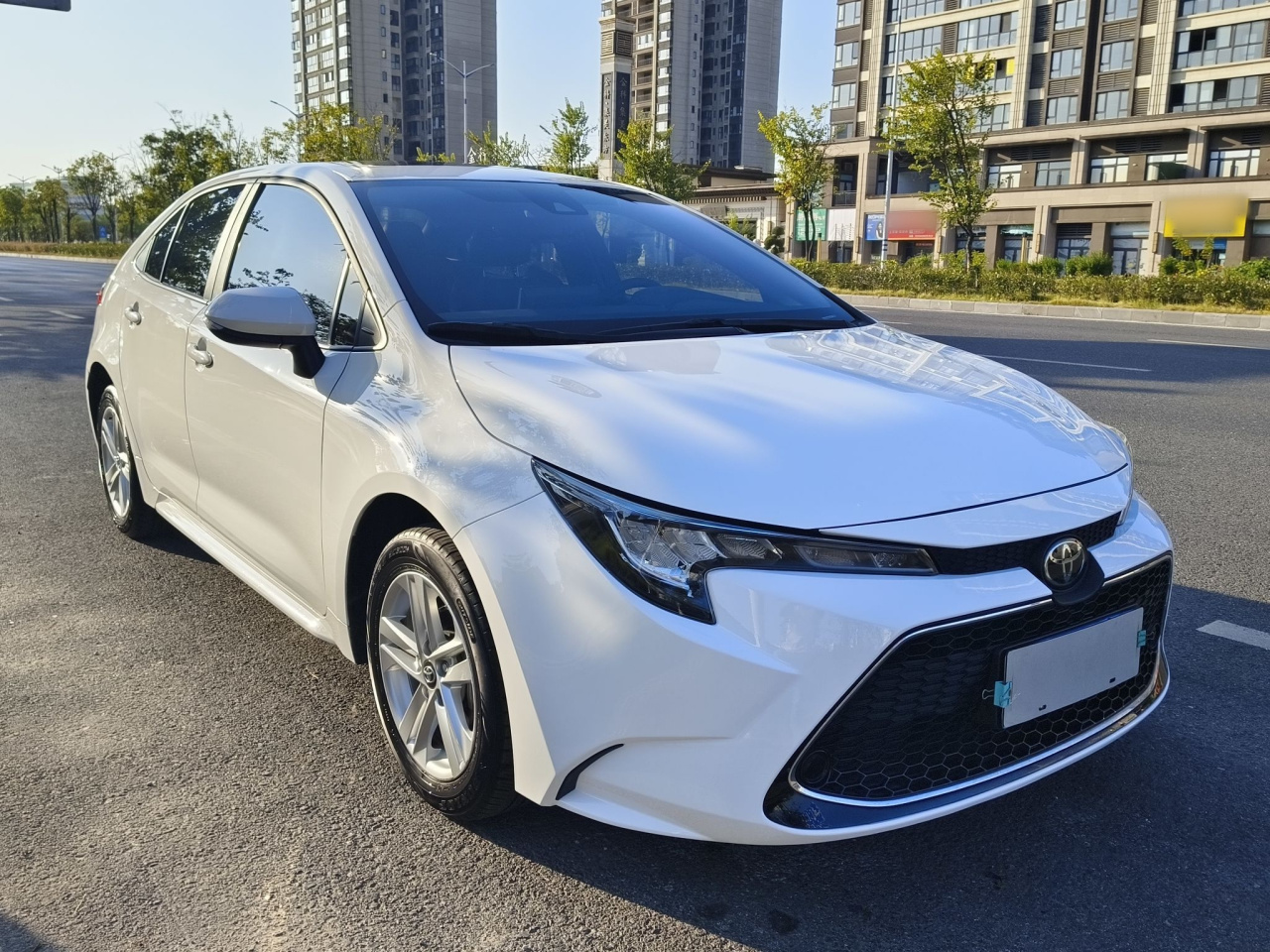 Levin 2021 185T CVT Luxury photo 3