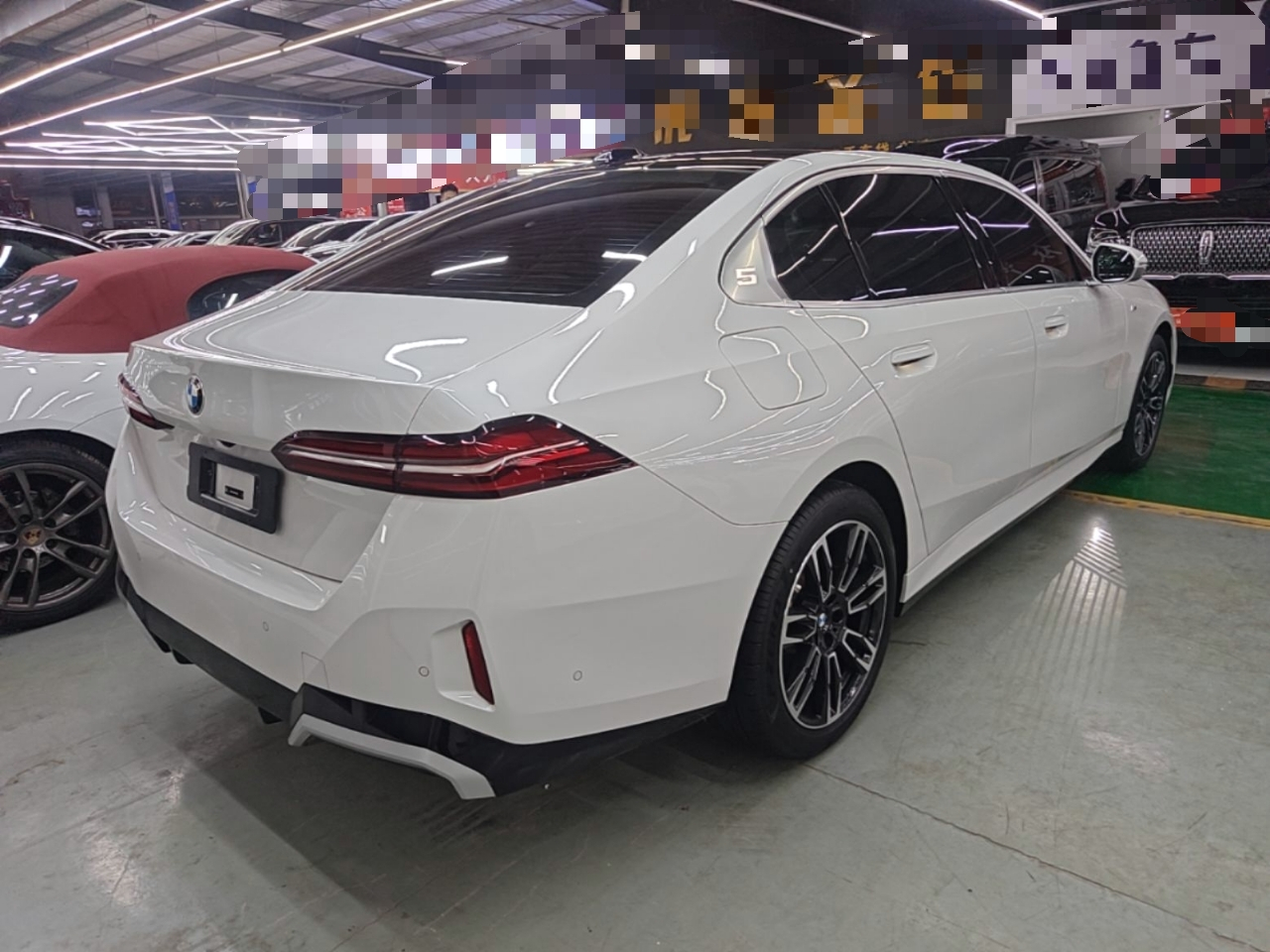 5 Series 2024 525Li M Sport Package photo 4