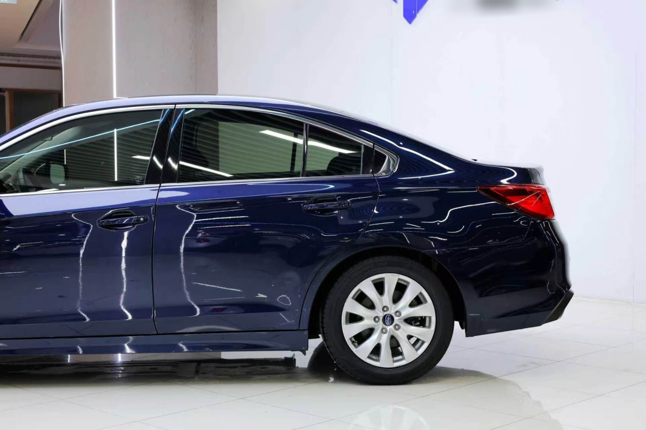 2020 Facelift 2.5i photo 4