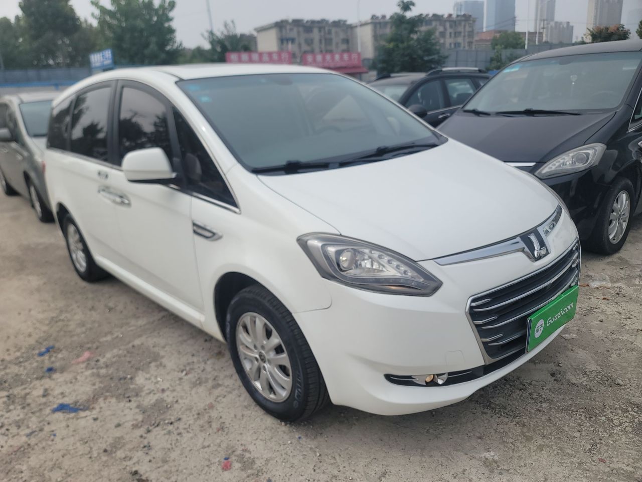 Luxgen 7 MPV 2016 2.0T Luxury photo 3