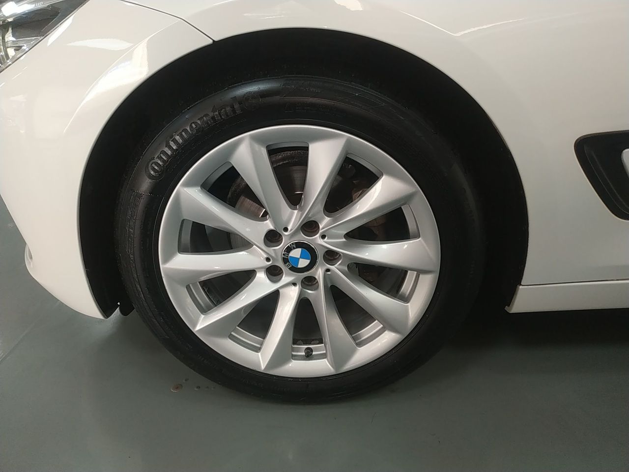 3 SeriesGT 2019 320i Fashion photo 2