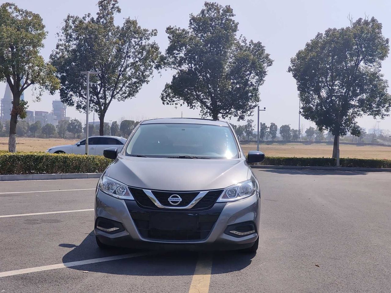 Tiida 2021 1.6L CVT photo 2