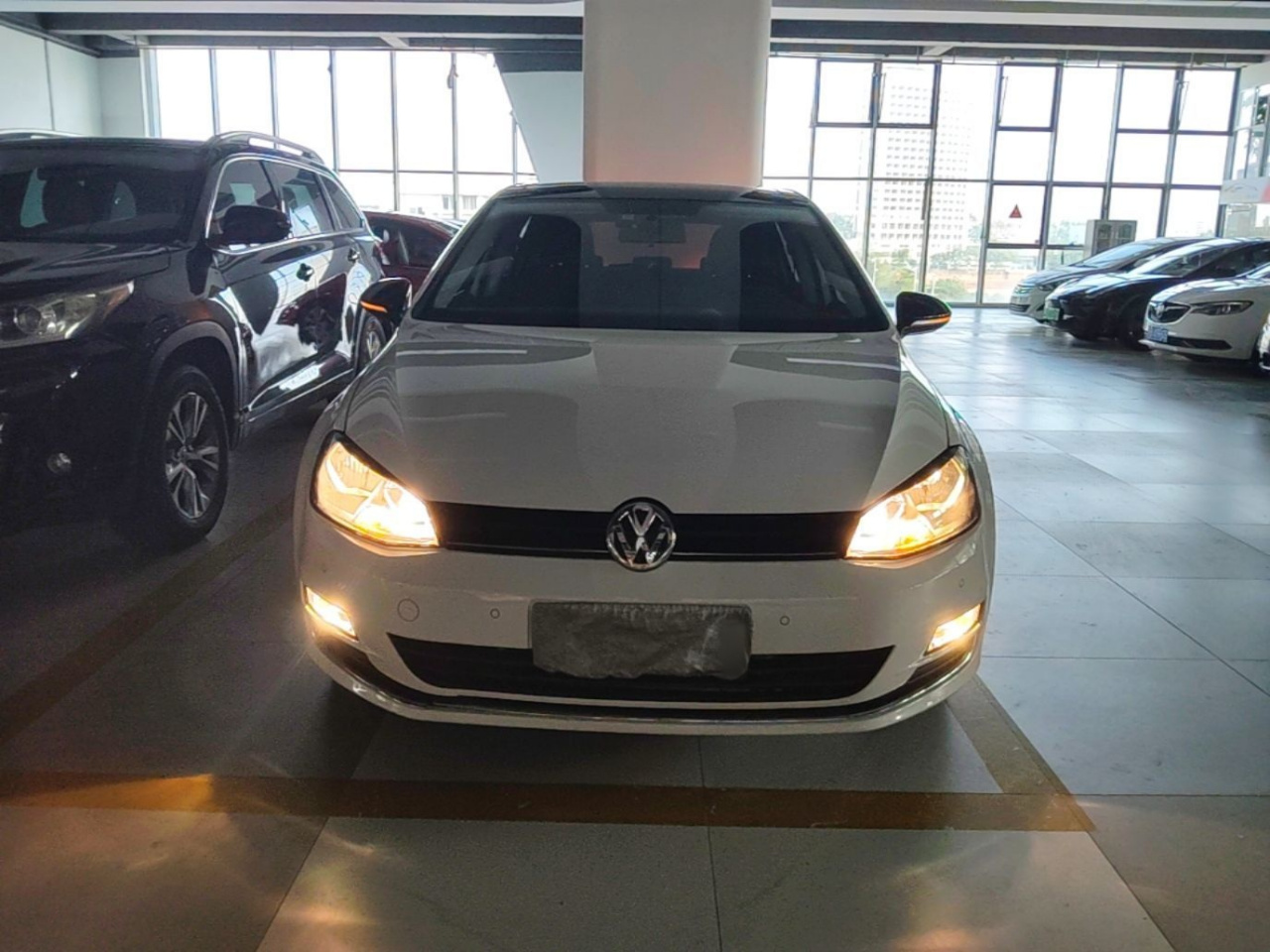 Golf 2017 230TSI AT Comfort Anniversary Edition photo 2