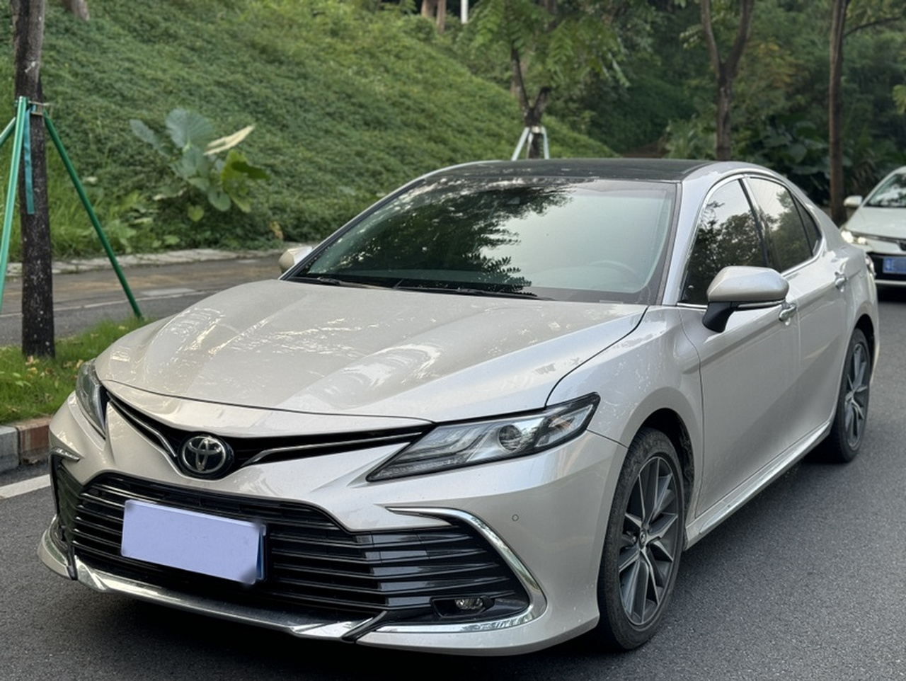 Camry 2023 2.5G Luxury