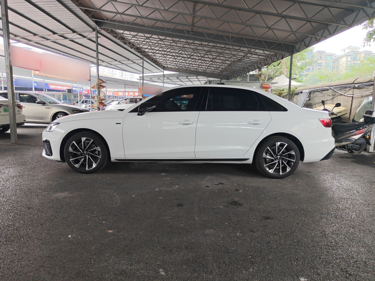 A4L 2023 40 TFSI Luxury Dynamic photo 4