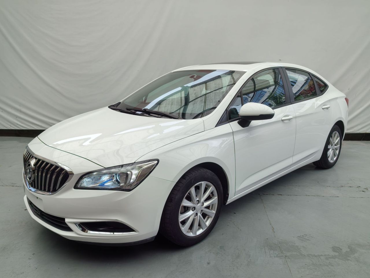 Verano 2015 Sedan 20T DCT Leading