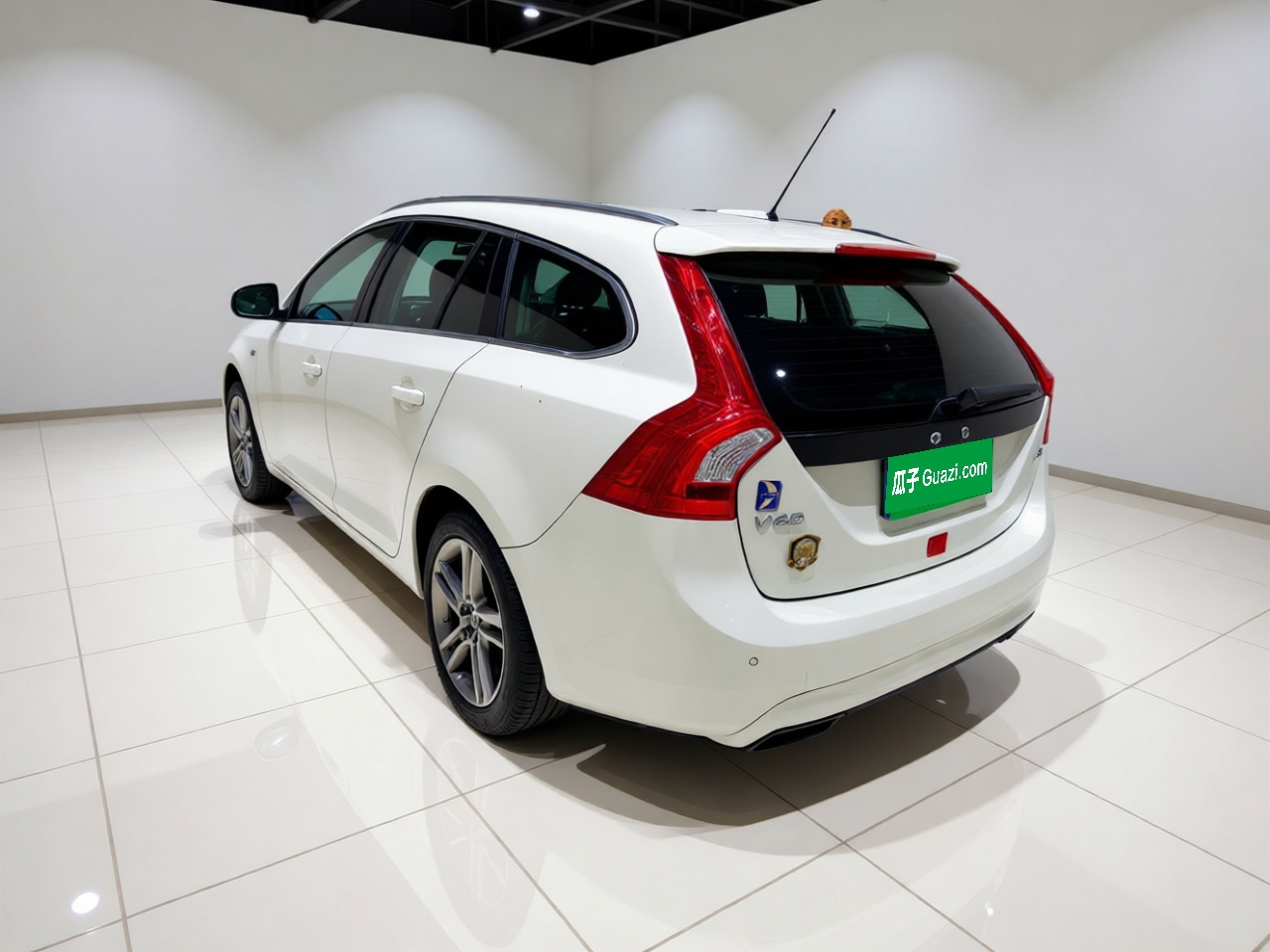 V60 2015 T5 photo 4