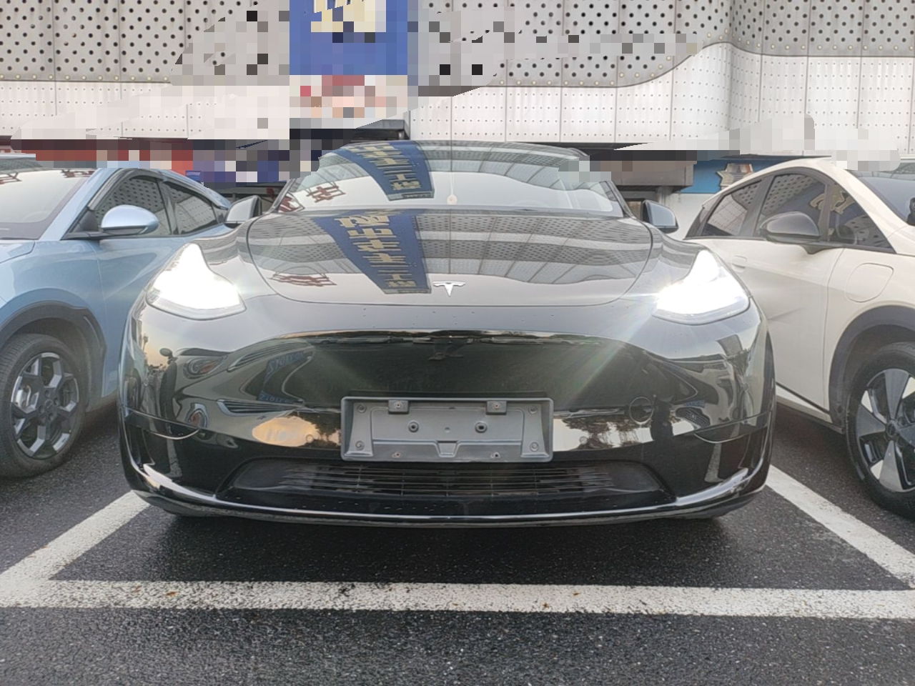 Model Y 2023 RWD photo 2