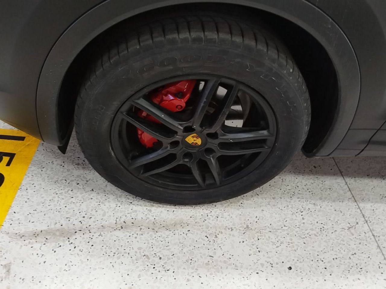 2015 Cayenne 3.0T photo 2