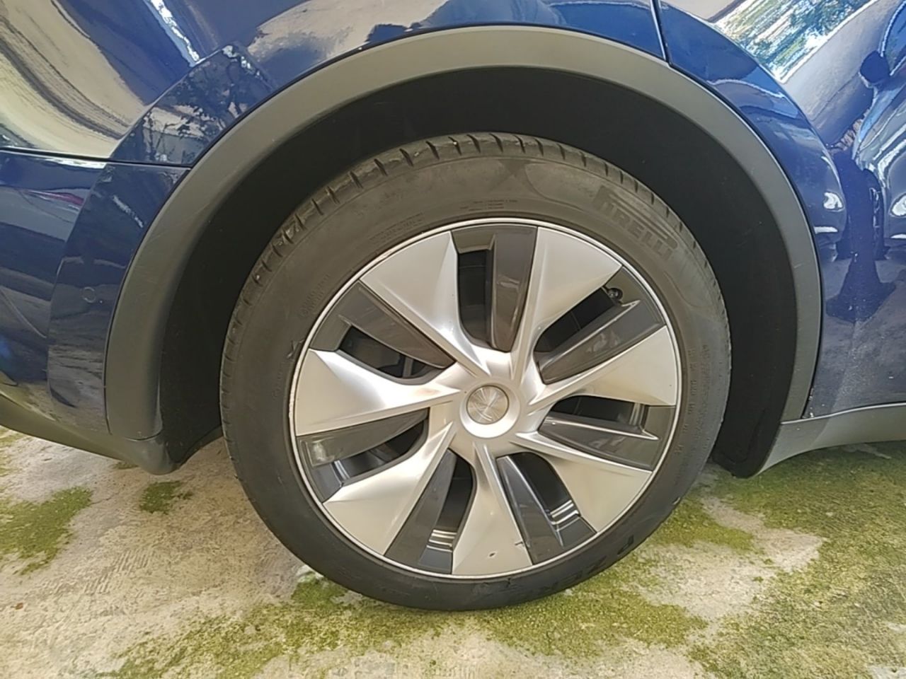 Model Y 2022 Facelift RWD photo 2