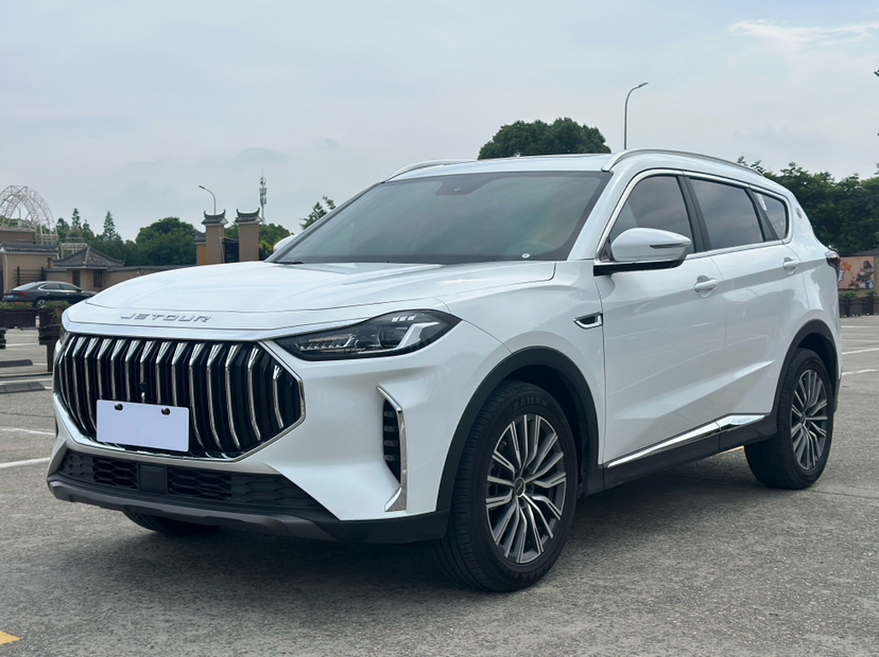 X70 PLUS 2025 Champion 1.5T DCTMAX 5-Seater photo 4