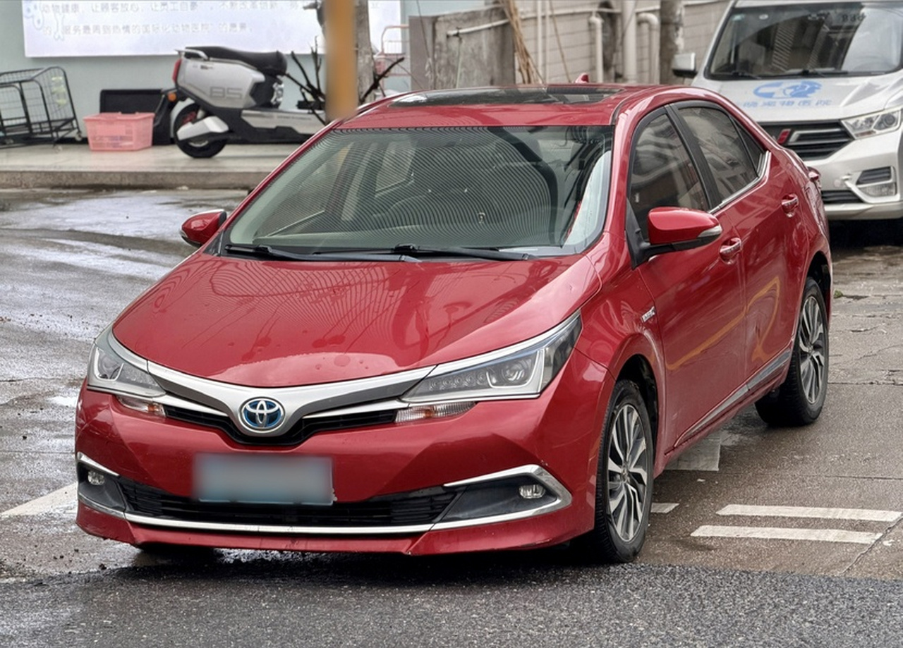 Corolla 2016 Hybrid 1.8L E-CVT Elite