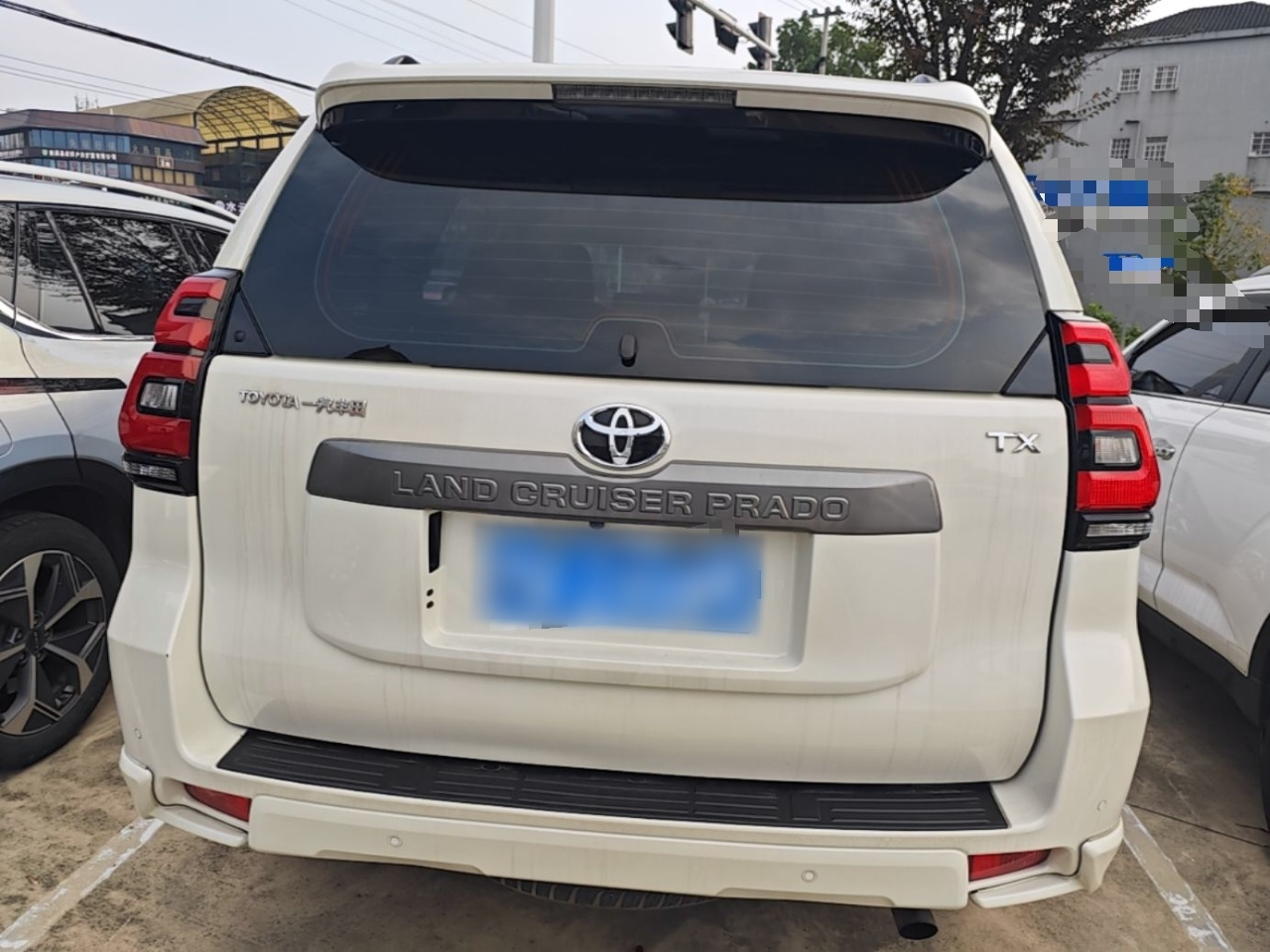 Prado 2019 3.5L AT TX-L Exclusive photo 5