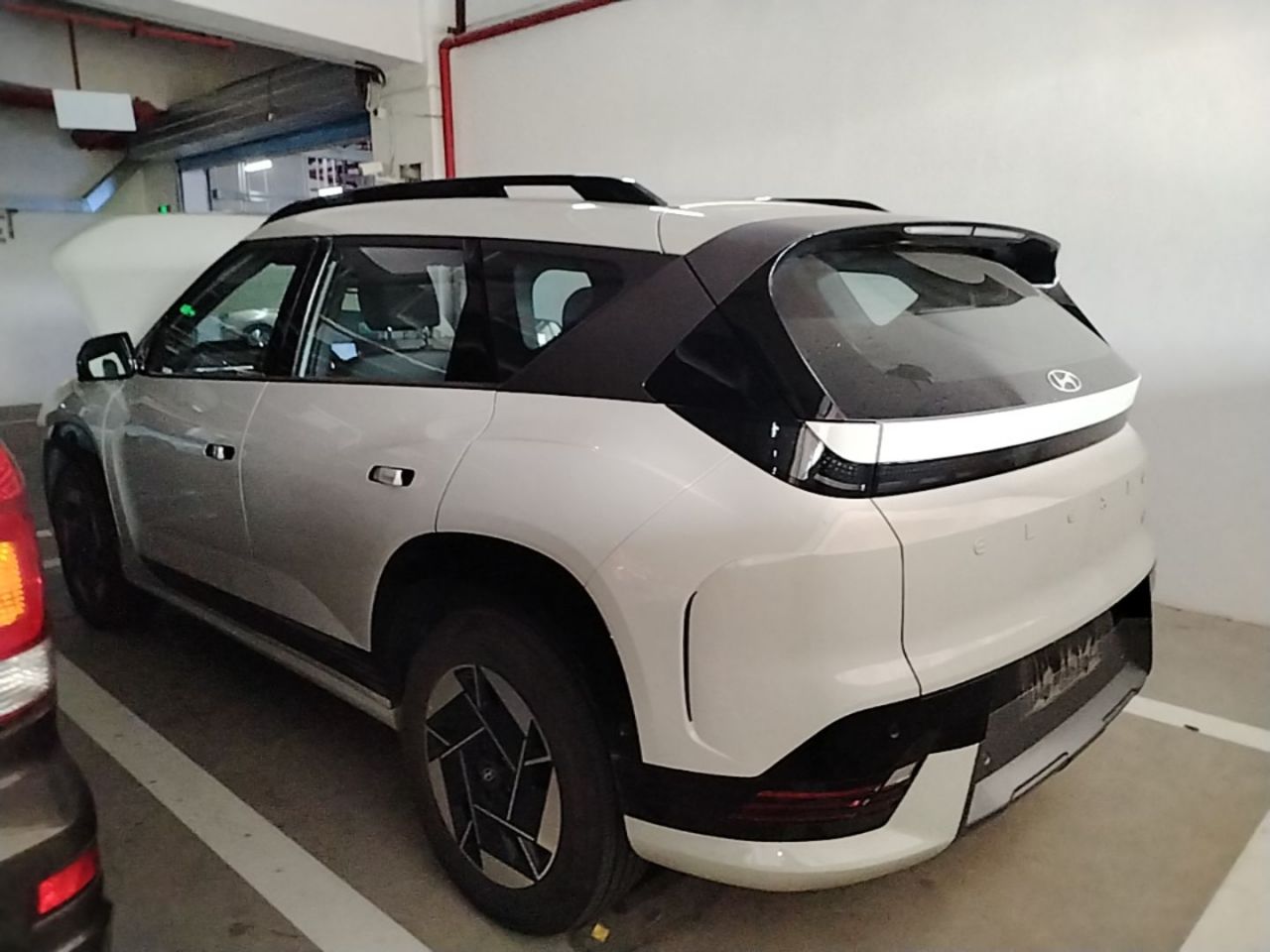 EO 2025 RWD TECH 64.2kWh photo 4