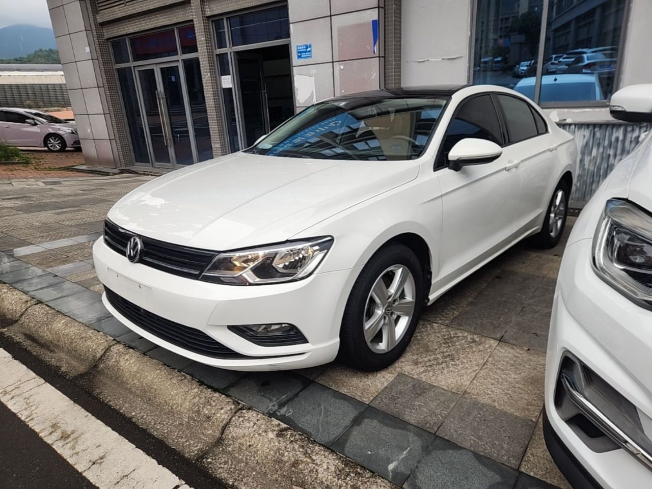 Lamando 2017 230TSI DSG
