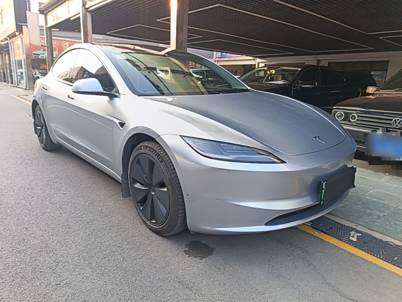 Model 3 2023 RWD photo 5