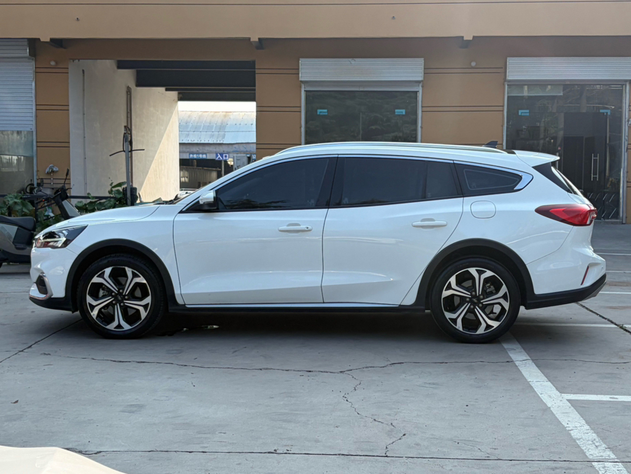 Focus Active 2021 EcoBoost 180 AT photo 4
