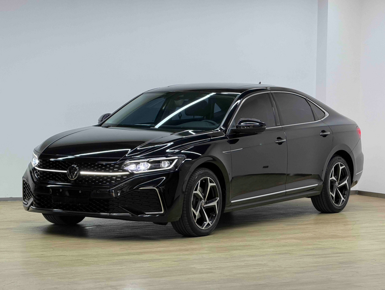 Passat 2024 380TSI