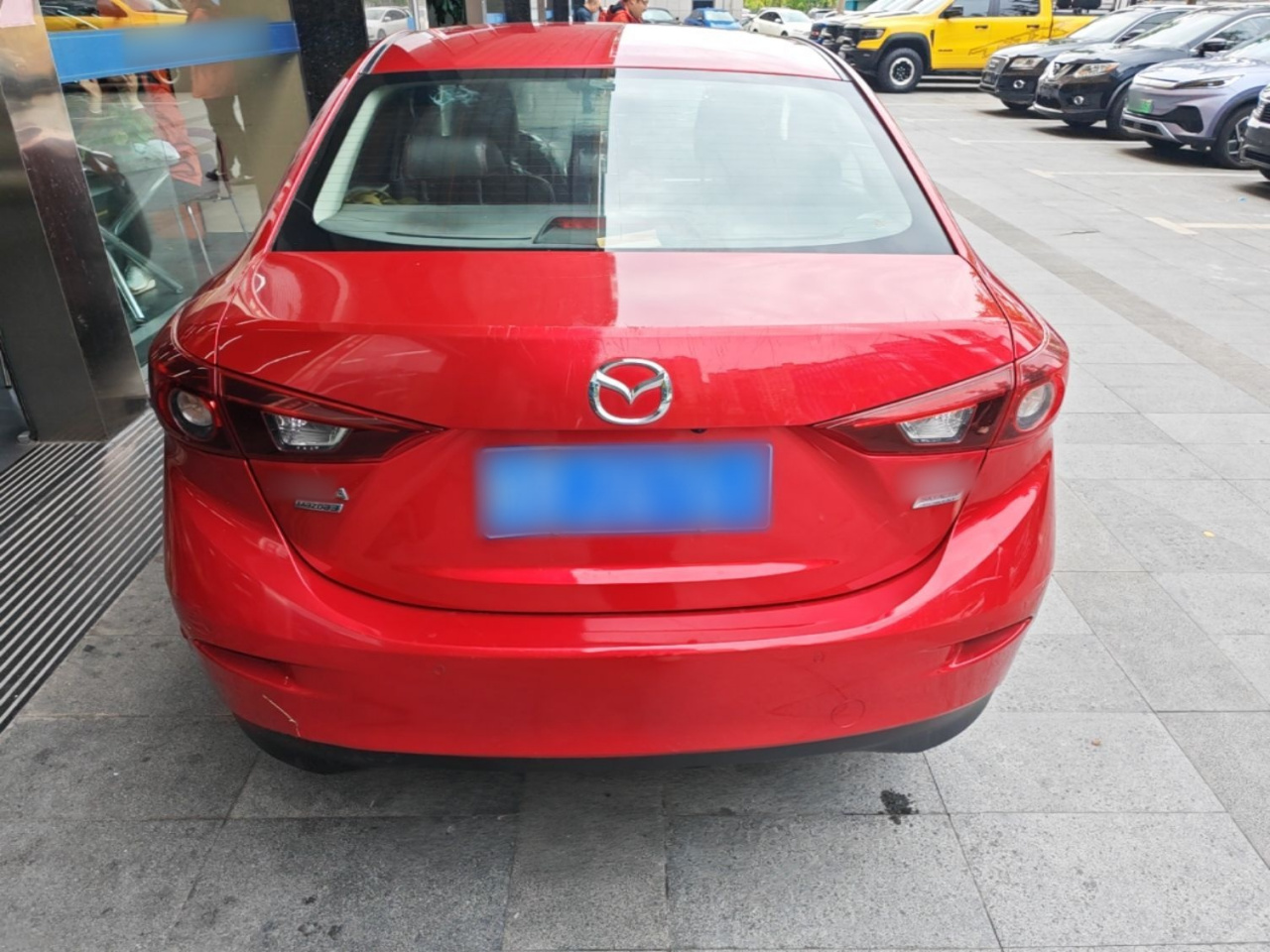 3 Axela 2017 Sedan 1.5L AT Comfort China V photo 5