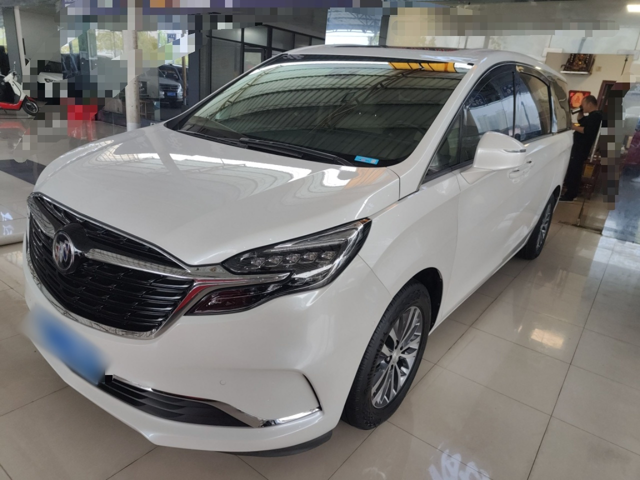GL8 2020 ES 653T Exclusive
