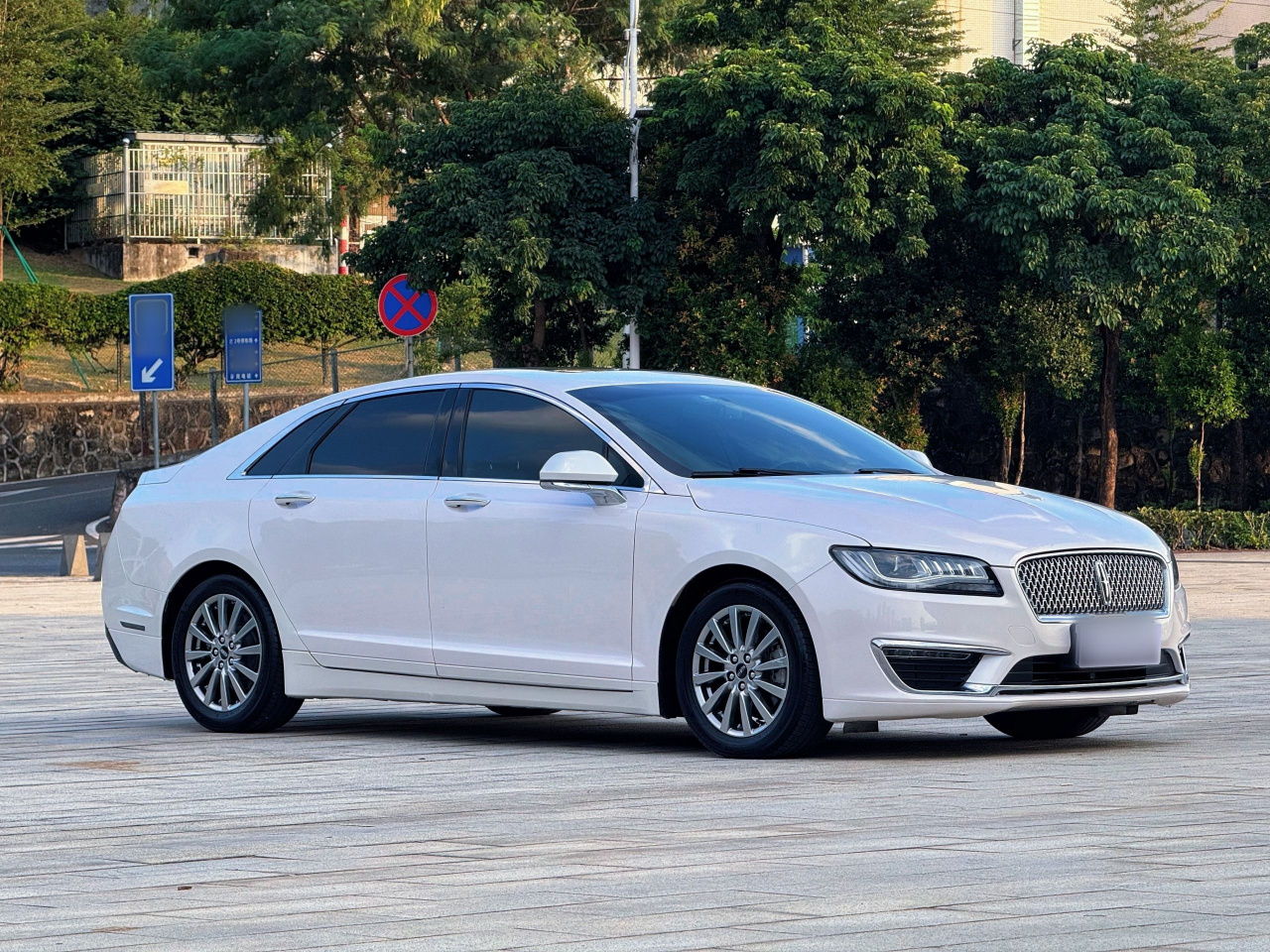 MKZ 2018 2.0T Exclusive photo 5