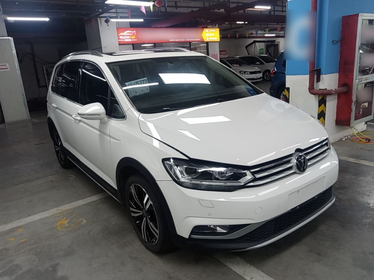 2021 L 280TSI DSG 7-Seater photo 3