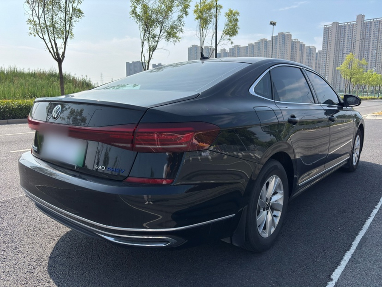 Passat EV 2022 430PHEV Hybrid Business photo 4