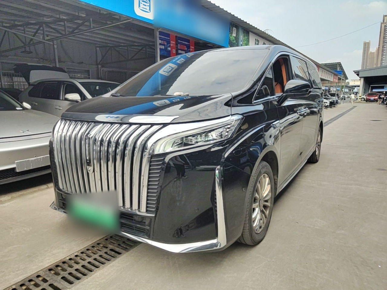 2023 AWD Executive Extended