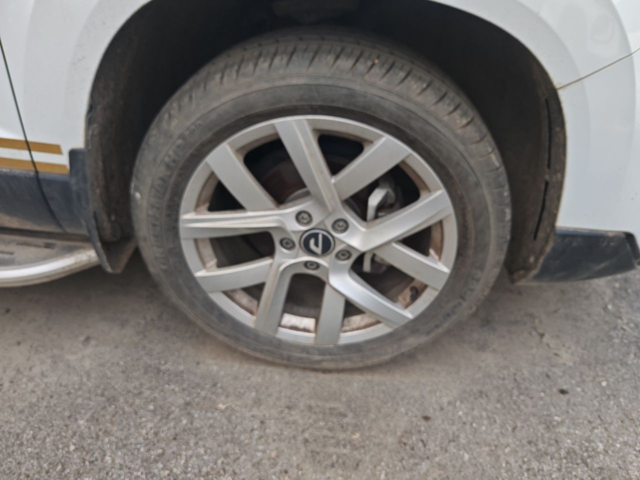 VS7 2023 280TSI AT Progressive photo 5