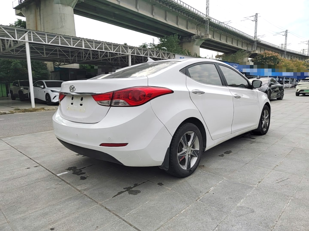 Elantra 2013 1.6L AT Premium photo 4