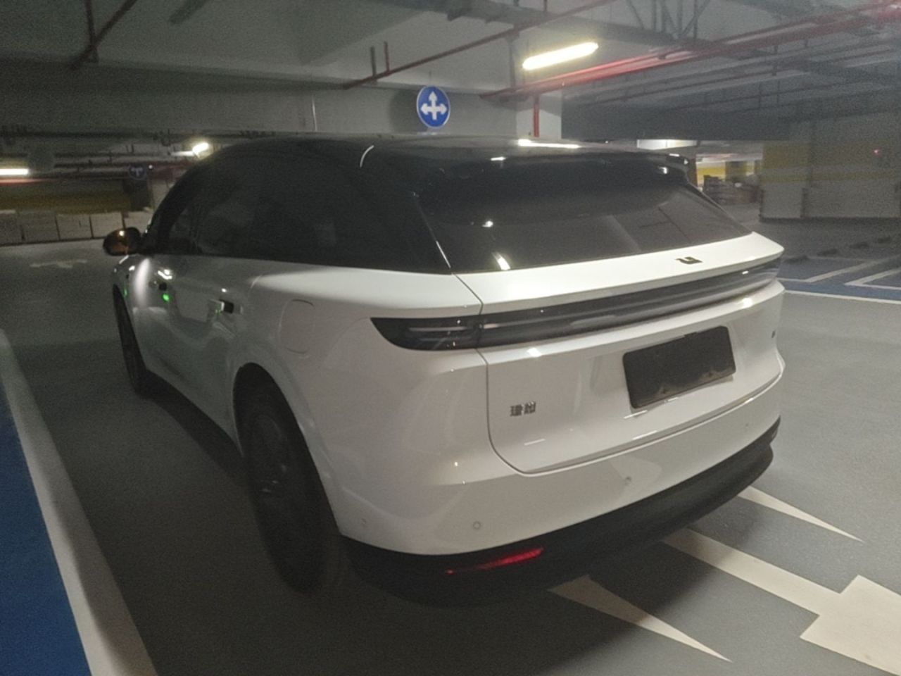 Li Auto i6 2025 RWD Standard photo 4