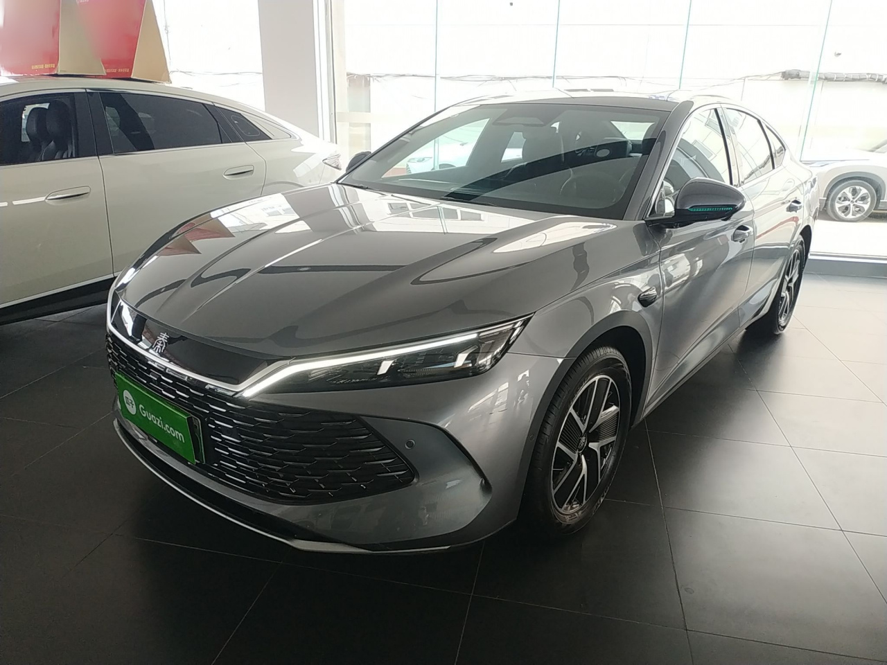 Qin L 2025 DM-i ADAS 120KM Leading