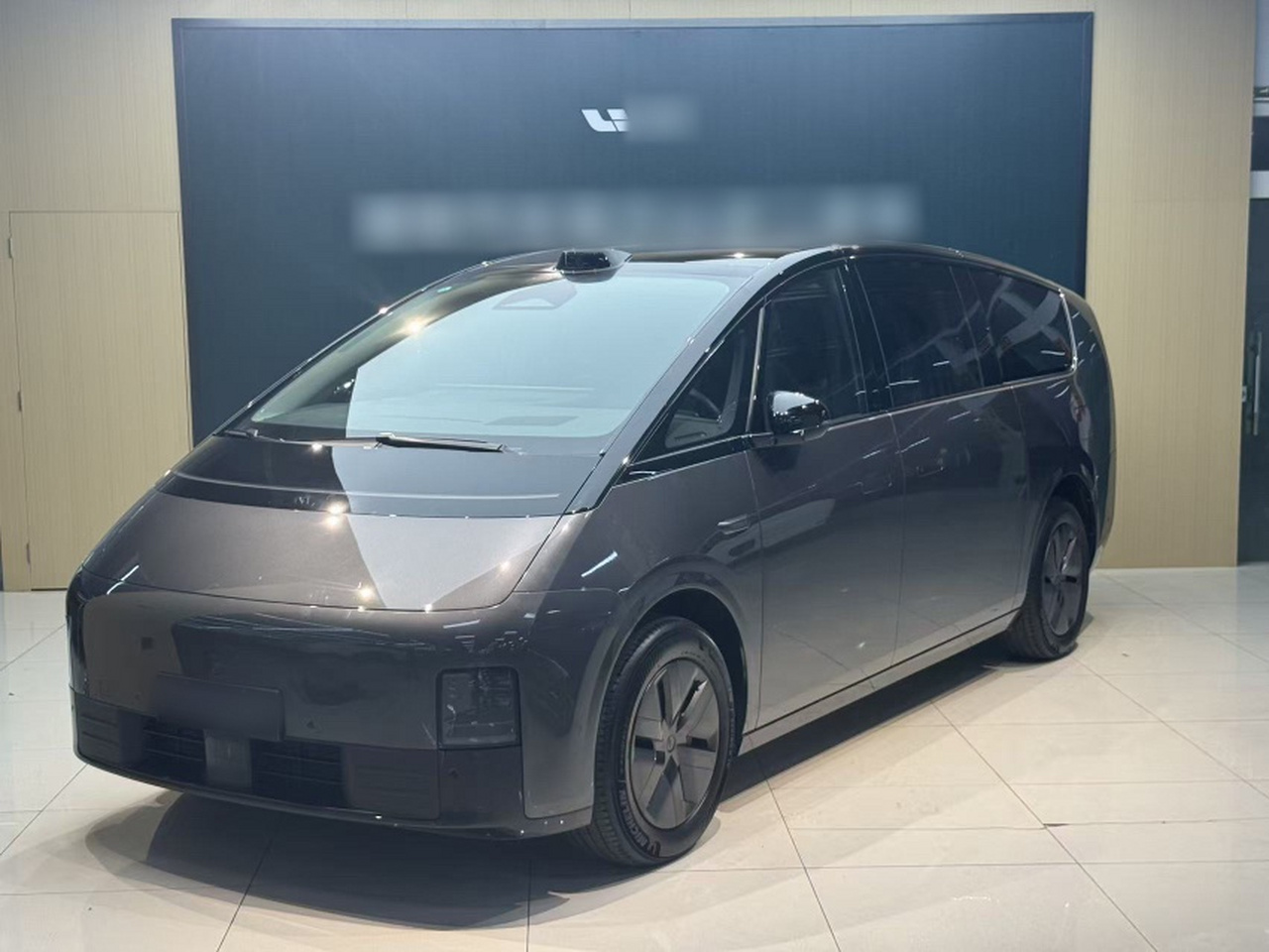 Li MEGA 2024 Ultra