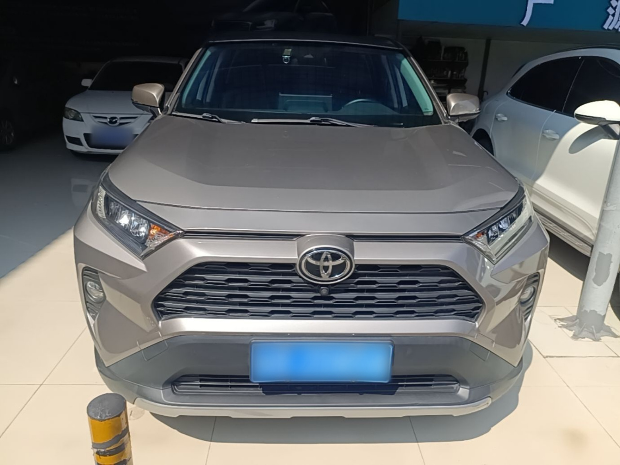 RAV4 2020 2.0L CVT AWD photo 2