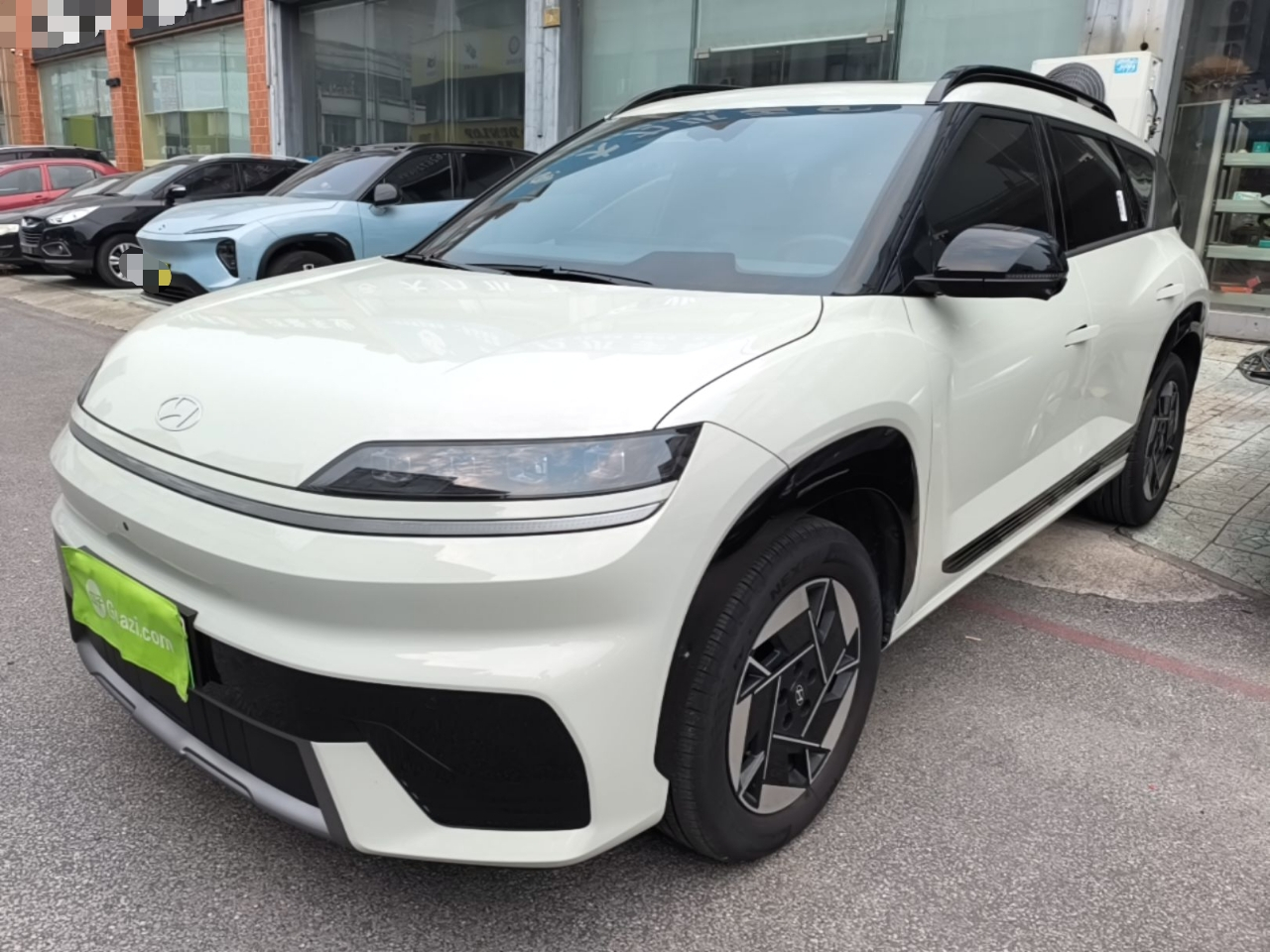 EO 2025 RWD TECH 64.2kWh