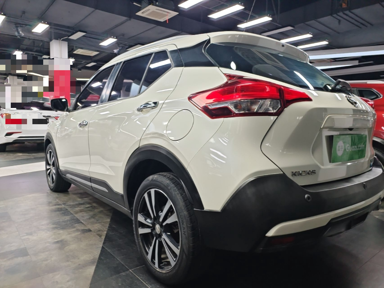 2018 1.5L CVT Connected Luxury photo 4