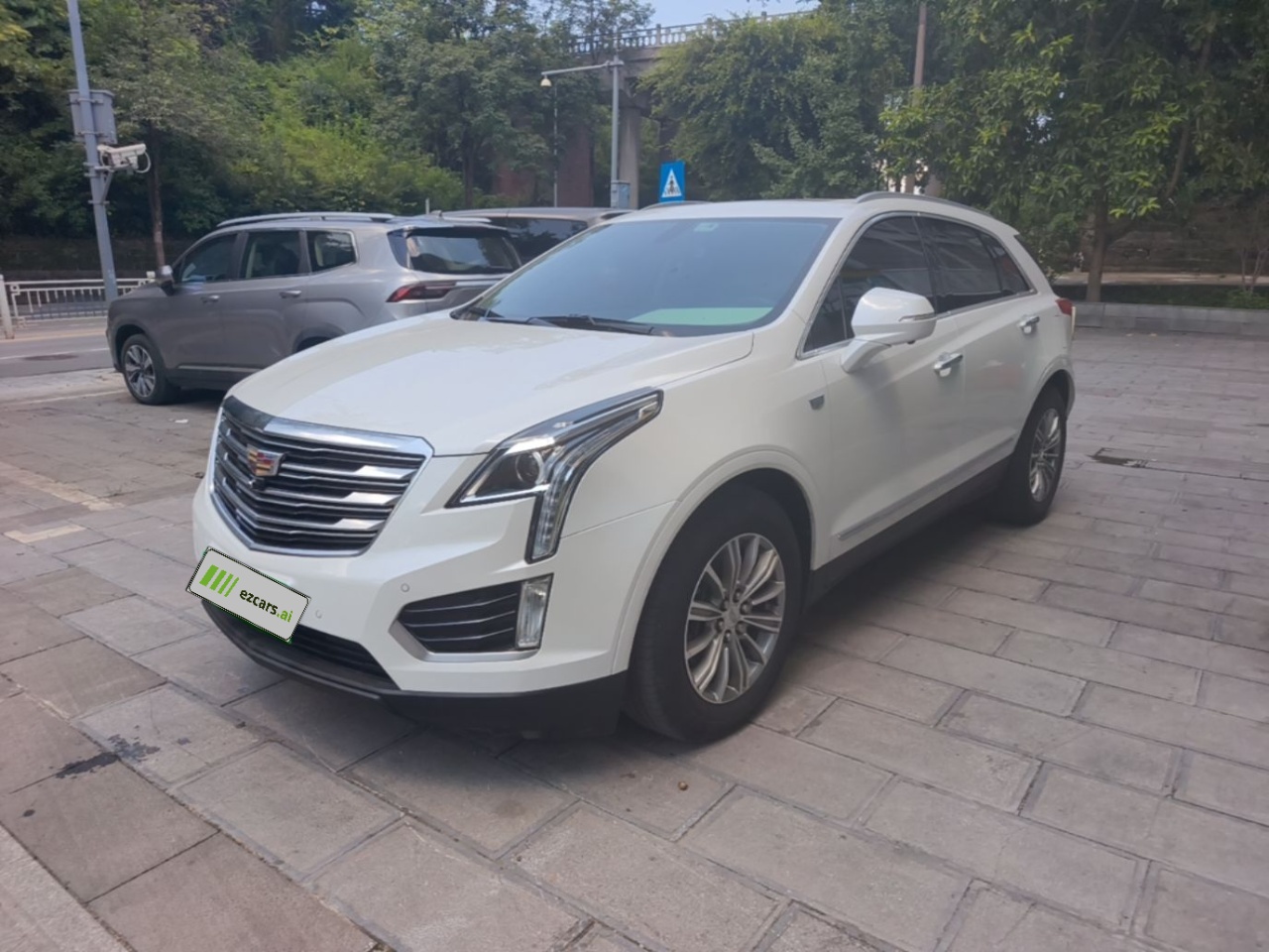 XT5 2018 25T Luxury
