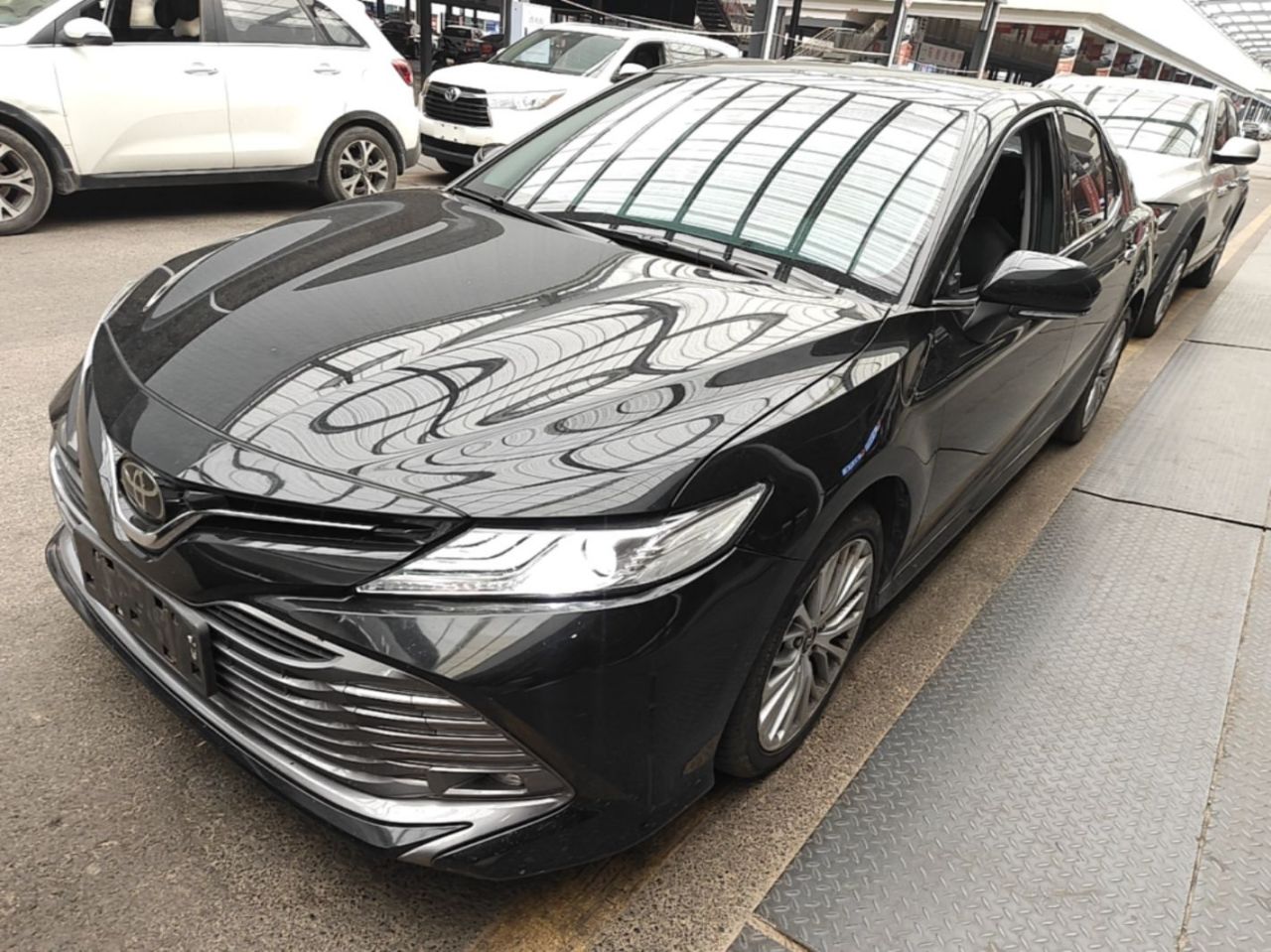 Camry 2019 2.5G Luxury China VI
