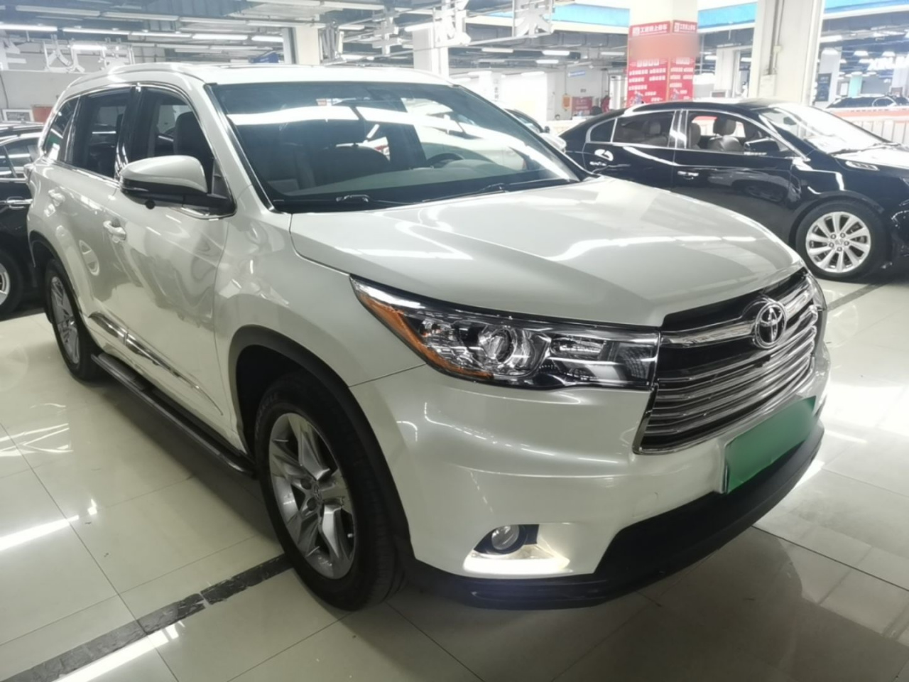 Highlander 2015 2.0T AWD Luxury 7-Seater photo 3