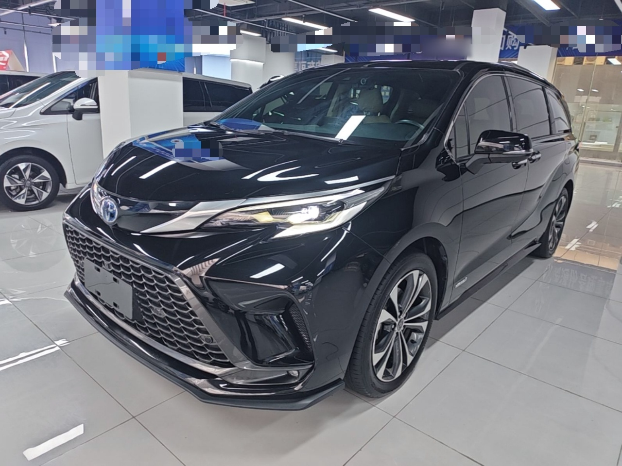 Granvia 2022 2.5L Hybrid