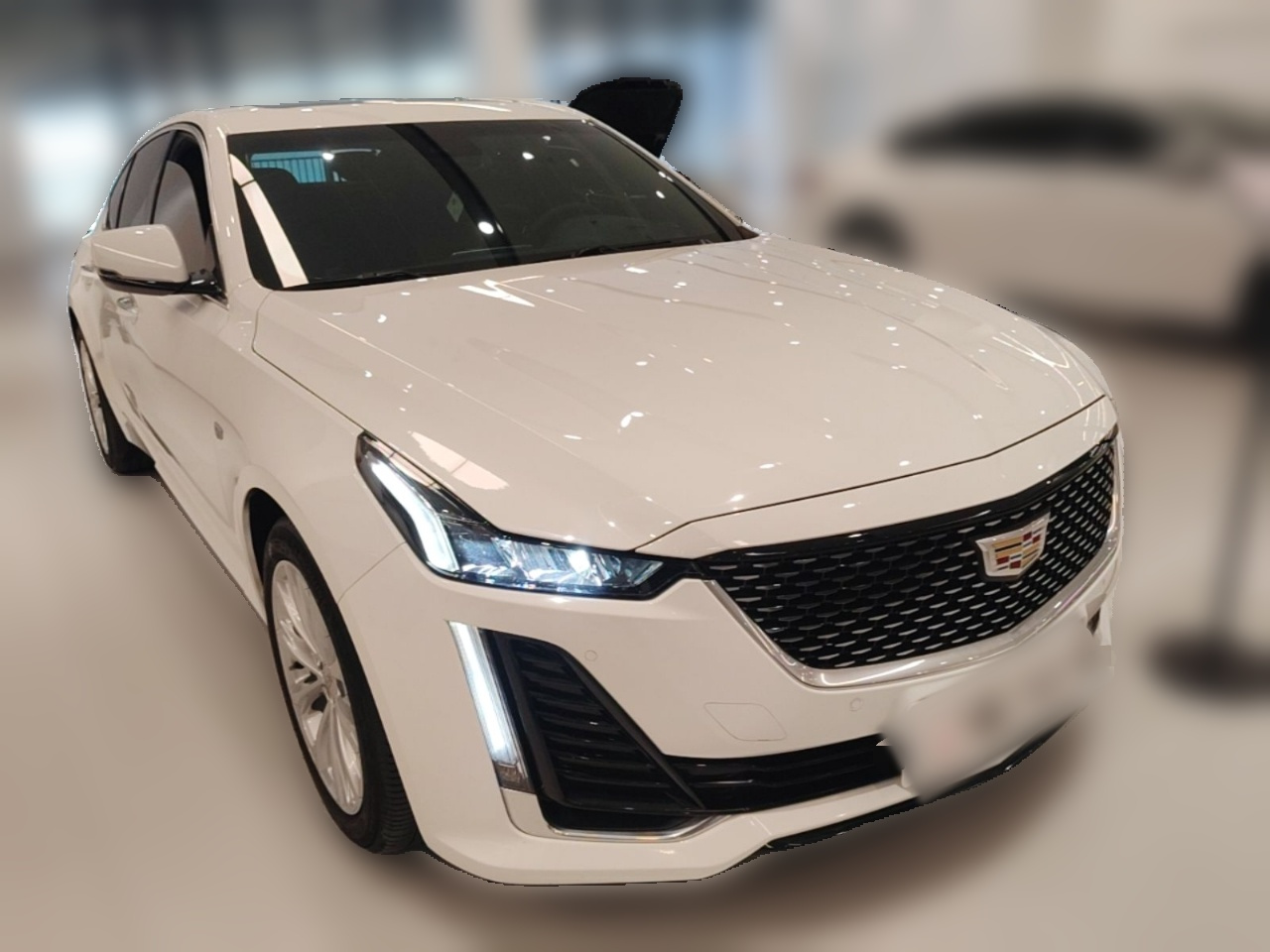 CT5 2022 28T Luxury photo 3