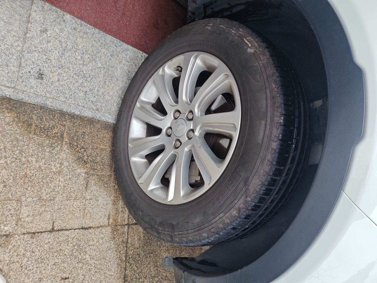Discovery Sport 2019 240PS SE China VI photo 2