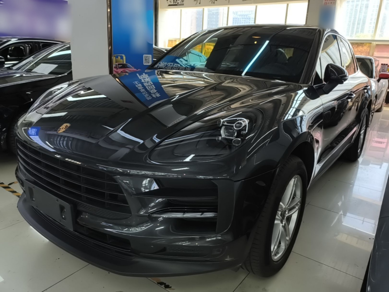 2021 Macan 2.0T