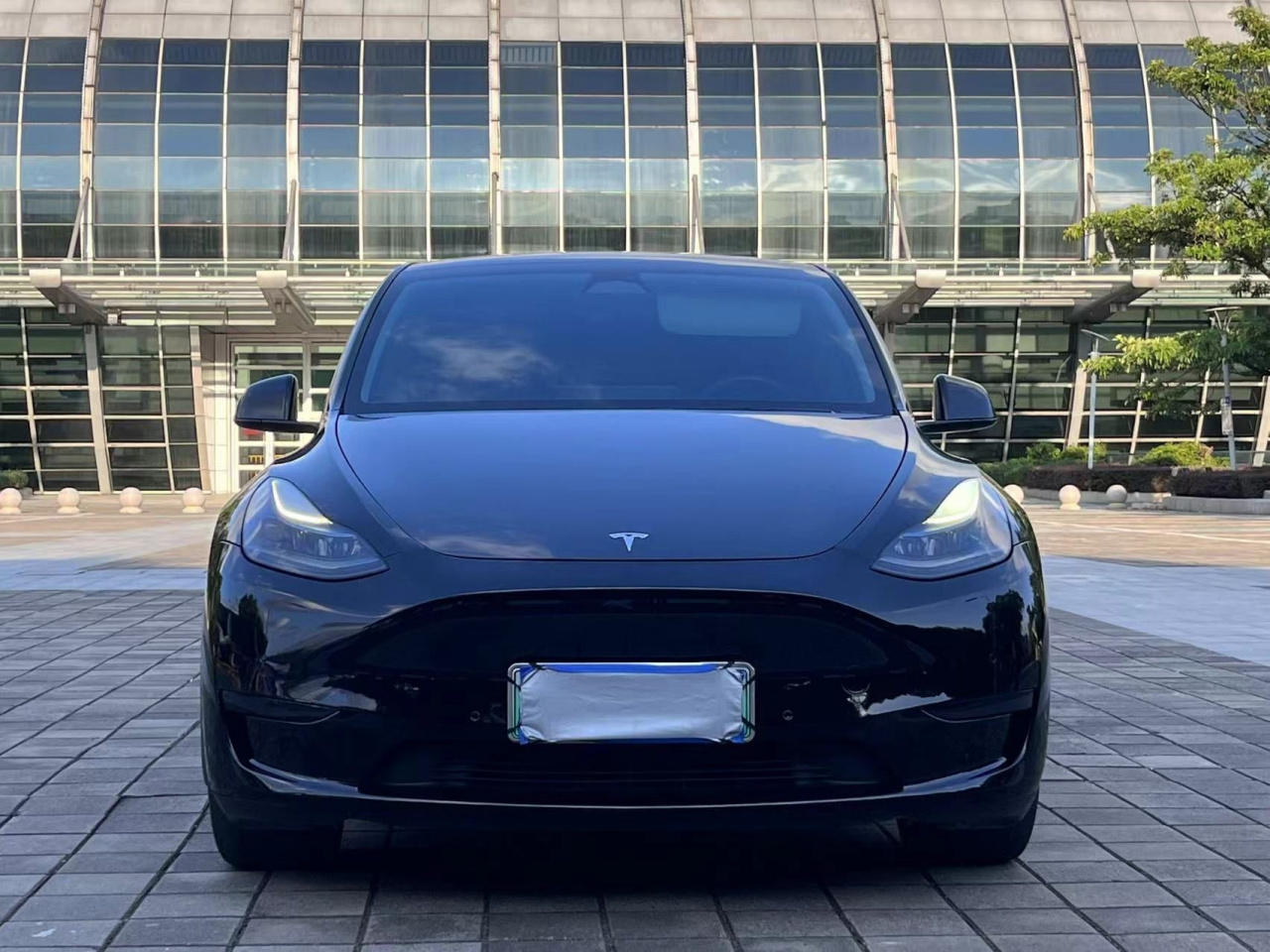 Model Y 2022 Facelift RWD photo 2