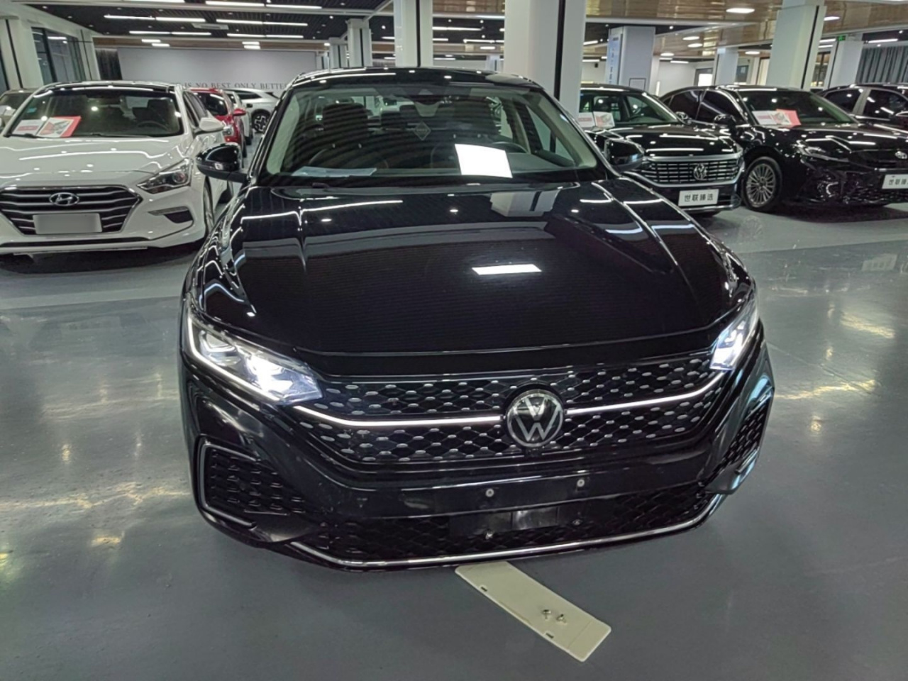 Passat 2024 380TSI photo 2