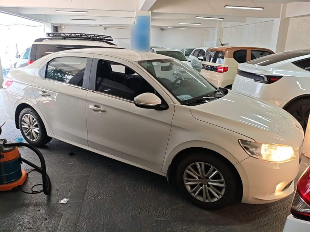 301 2016 1.6L MT Comfort photo 3
