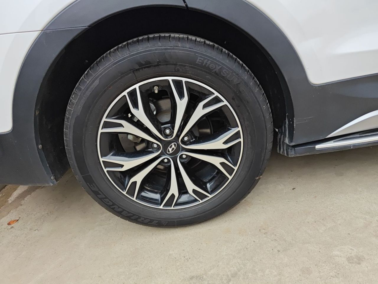 Santa Fe 2017 2.0T AT AWD Smart 7-Seater photo 4