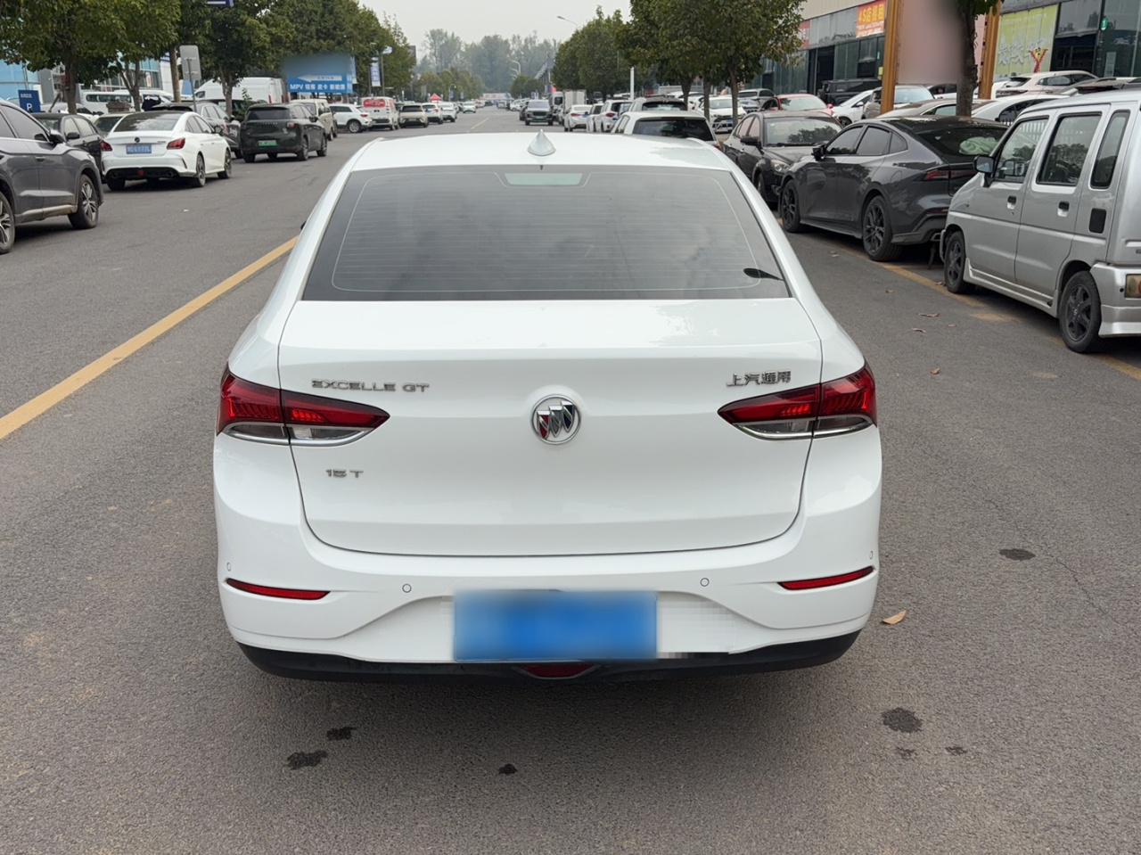 Excelle 2019 15T DCT Elite China VI photo 5