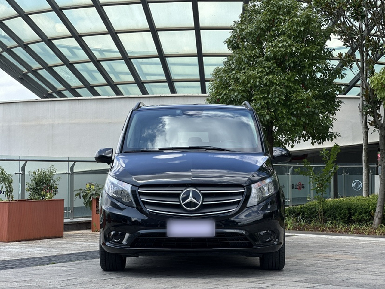 Vito 2023 2.0T Business 7-Seater photo 4
